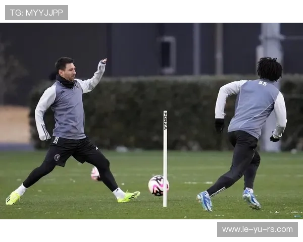 训练强度惹争议：球队备战方式引热议