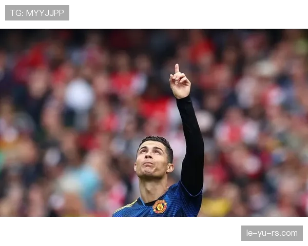 B费精彩射门助曼联绝地逆转，赛场表现引爆全场