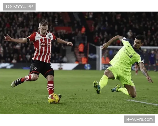 南安普顿成功续约沃德-普劳斯，核心球员留队提振球队未来信心