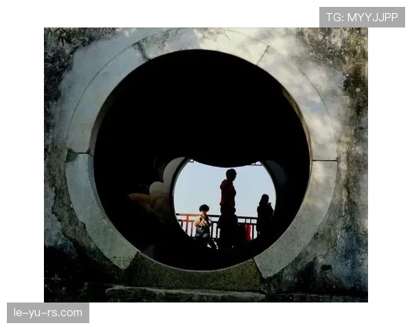 萨卡与英格兰前辈深入交流，信念与坚持照亮逐梦之路