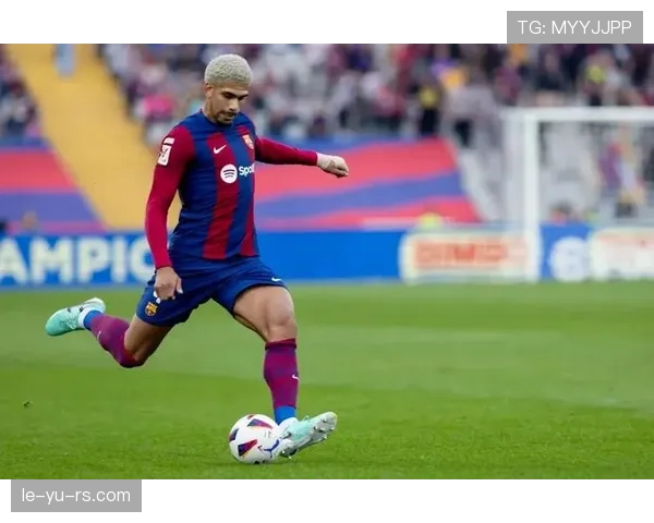 久保建英在欧洲杯表现稳健，回顾其精彩进球集锦与关键时刻