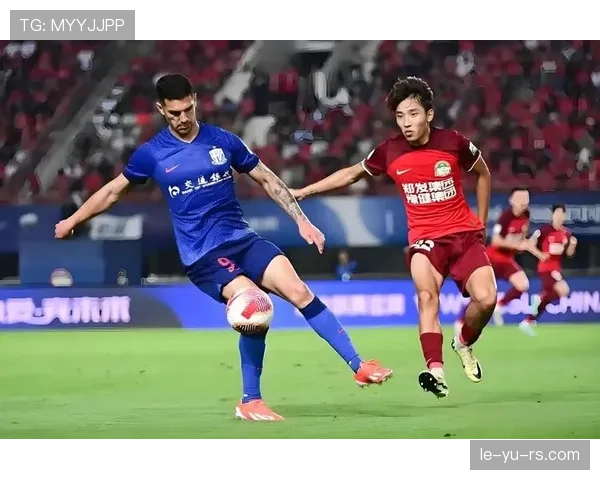 上海申花比赛中持续压制难以形成，当前阶段战术执行和团队配合稳定性面临考验